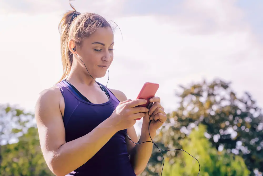 How To Run With Phone Without Armband